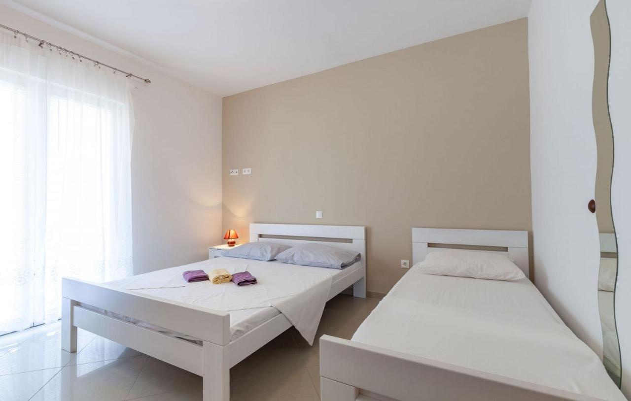 Apartments With A Parking Space Stanici, Omis - 17894 Екстер'єр фото